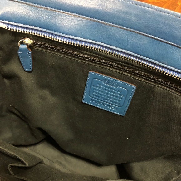 Blue Leather Coach Tanner Bag - Picture 6 of 6